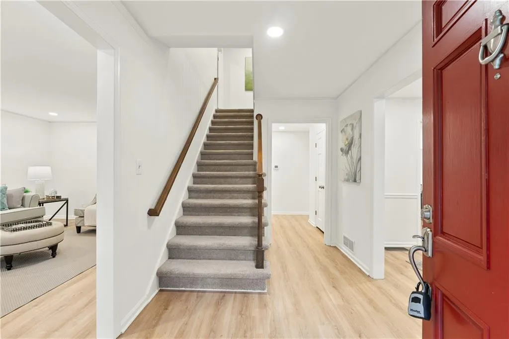 7260 Dunhill Terrace, Atlanta, Georgia 30328, 4 Bedrooms Bedrooms, ,3 BathroomsBathrooms,Residential,For Sale,7260 Dunhill Terrace,7560866