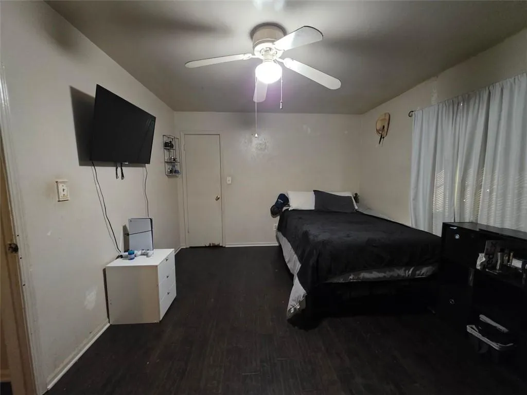 5621 Kingsport Drive, Atlanta, Georgia 30342, 2 Bedrooms Bedrooms, ,1 BathroomBathrooms,Residential,For Sale,5621 Kingsport Drive,7659828