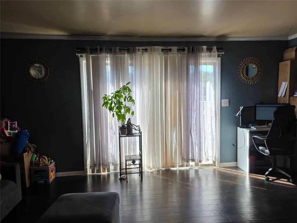 5621 Kingsport Drive, Atlanta, Georgia 30342, 2 Bedrooms Bedrooms, ,1 BathroomBathrooms,Residential,For Sale,5621 Kingsport Drive,7659828