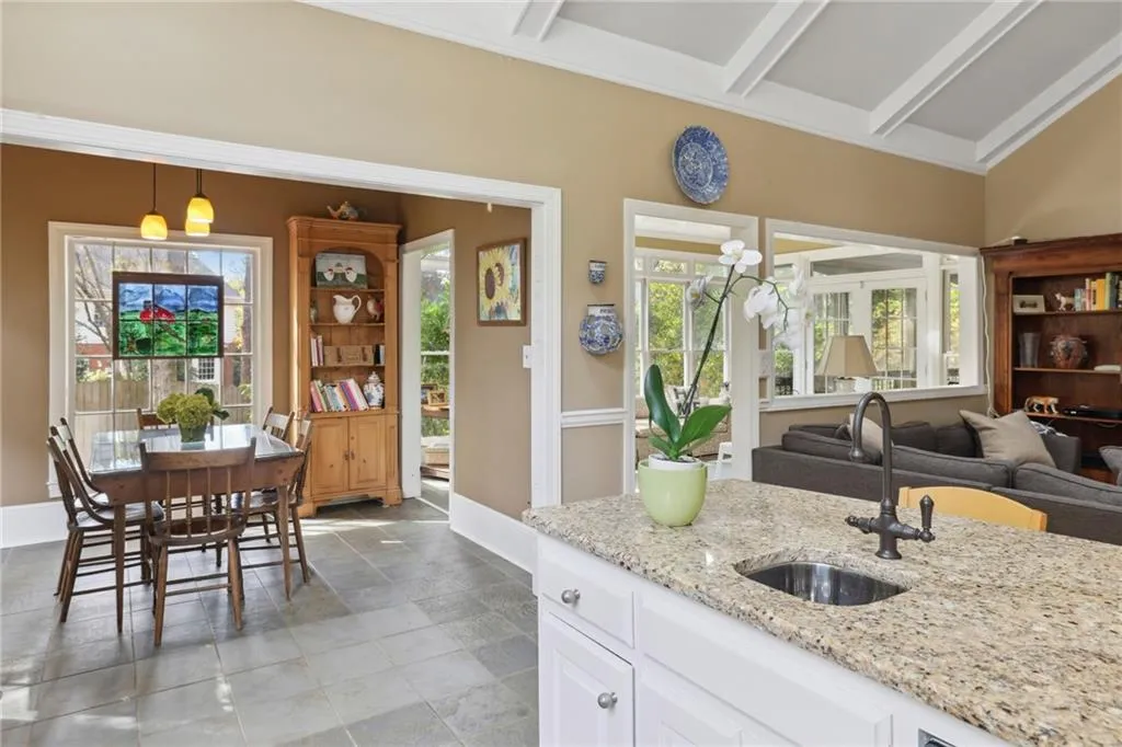 125 Bowline Circle, Atlanta, Georgia 30328, 5 Bedrooms Bedrooms, ,4 BathroomsBathrooms,Residential,Sold,125 Bowline Circle,7136744 125 Bowline Circle, Atlanta, Georgia 30328, 5 Bedrooms Bedrooms, ,4 BathroomsBathrooms,Residential,Sold,125 Bowline Circle,7136744