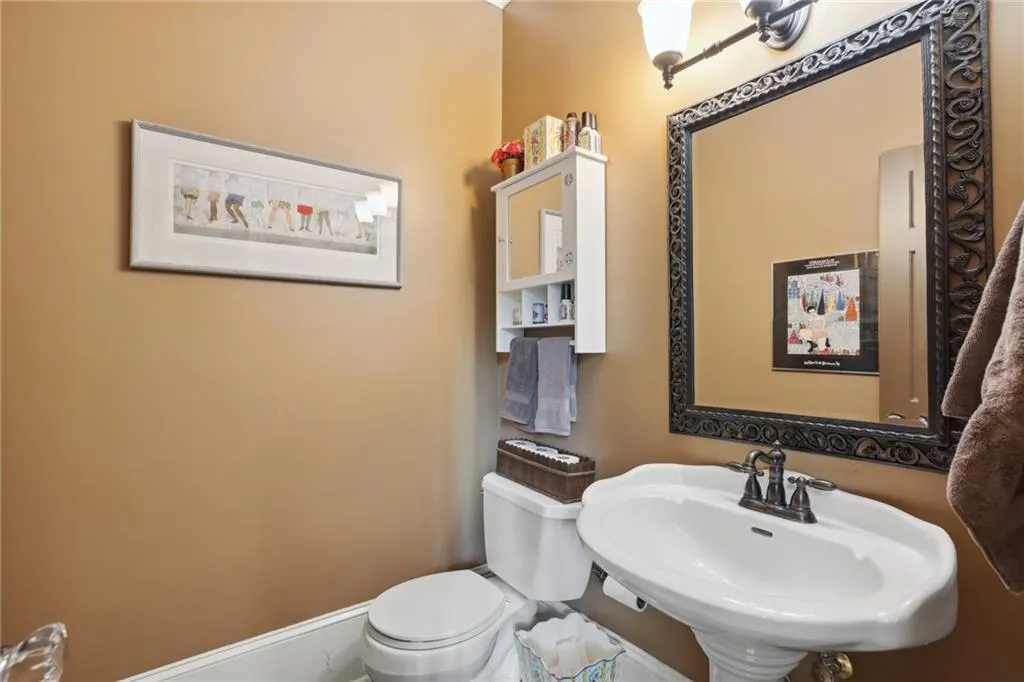 125 Bowline Circle, Atlanta, Georgia 30328, 5 Bedrooms Bedrooms, ,4 BathroomsBathrooms,Residential,Sold,125 Bowline Circle,7136744 125 Bowline Circle, Atlanta, Georgia 30328, 5 Bedrooms Bedrooms, ,4 BathroomsBathrooms,Residential,Sold,125 Bowline Circle,7136744