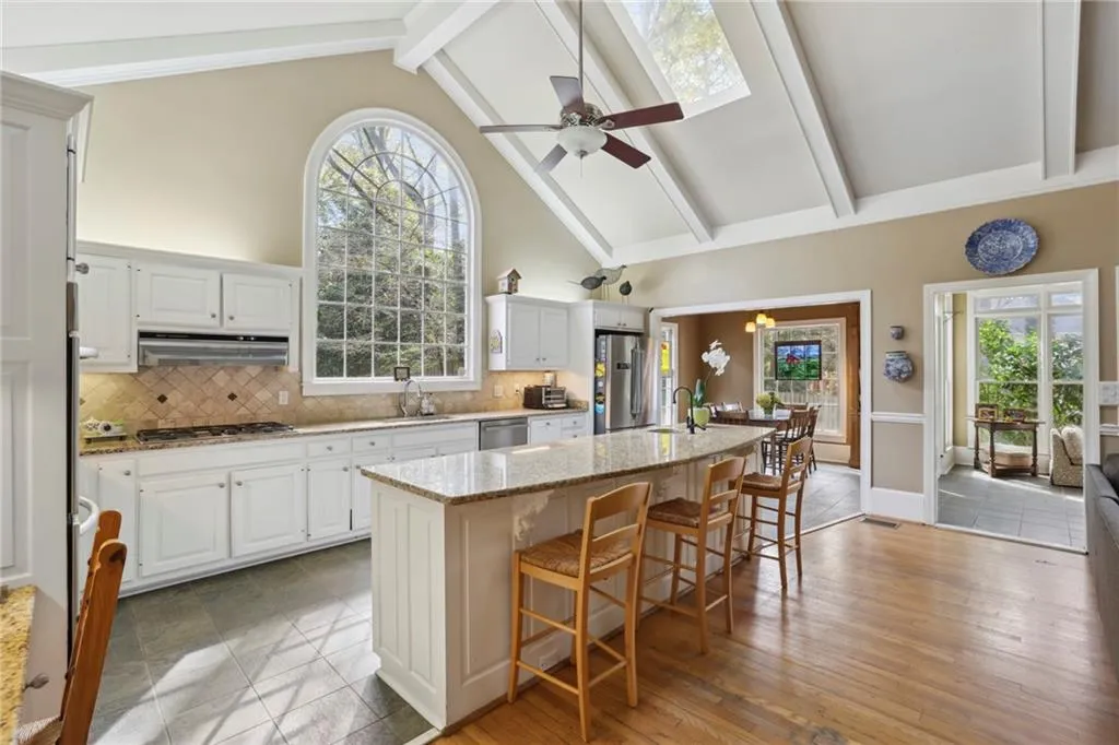 125 Bowline Circle, Atlanta, Georgia 30328, 5 Bedrooms Bedrooms, ,4 BathroomsBathrooms,Residential,Sold,125 Bowline Circle,7136744 125 Bowline Circle, Atlanta, Georgia 30328, 5 Bedrooms Bedrooms, ,4 BathroomsBathrooms,Residential,Sold,125 Bowline Circle,7136744