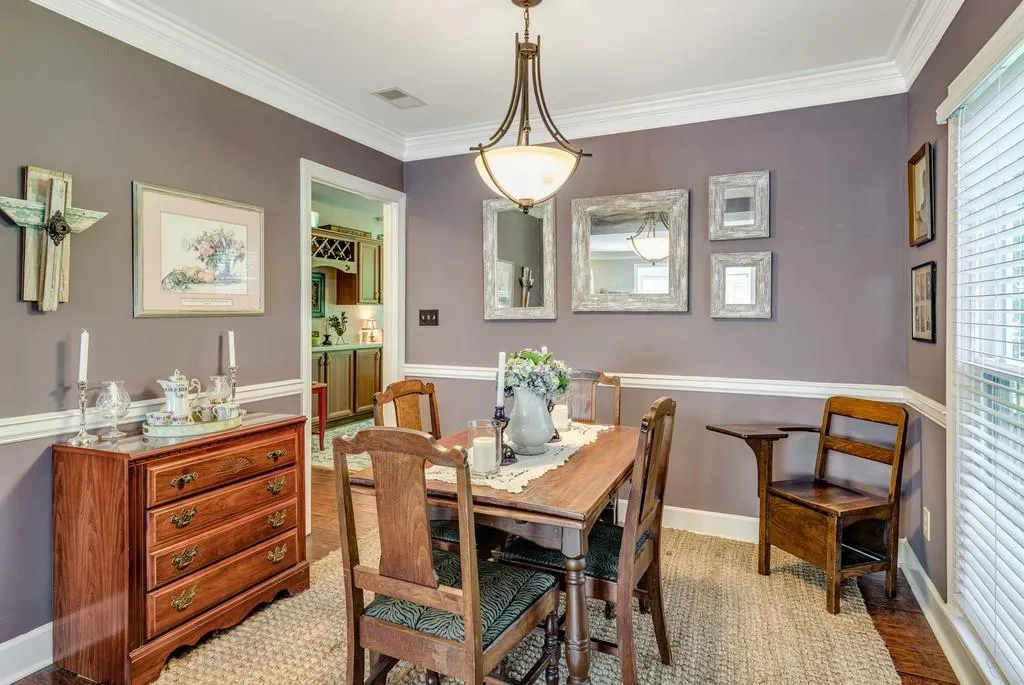 54 Mount Vernon Circle, Atlanta, Georgia 30338, 2 Bedrooms Bedrooms, ,2 BathroomsBathrooms,Residential,Sold,54 Mount Vernon Circle,6600016