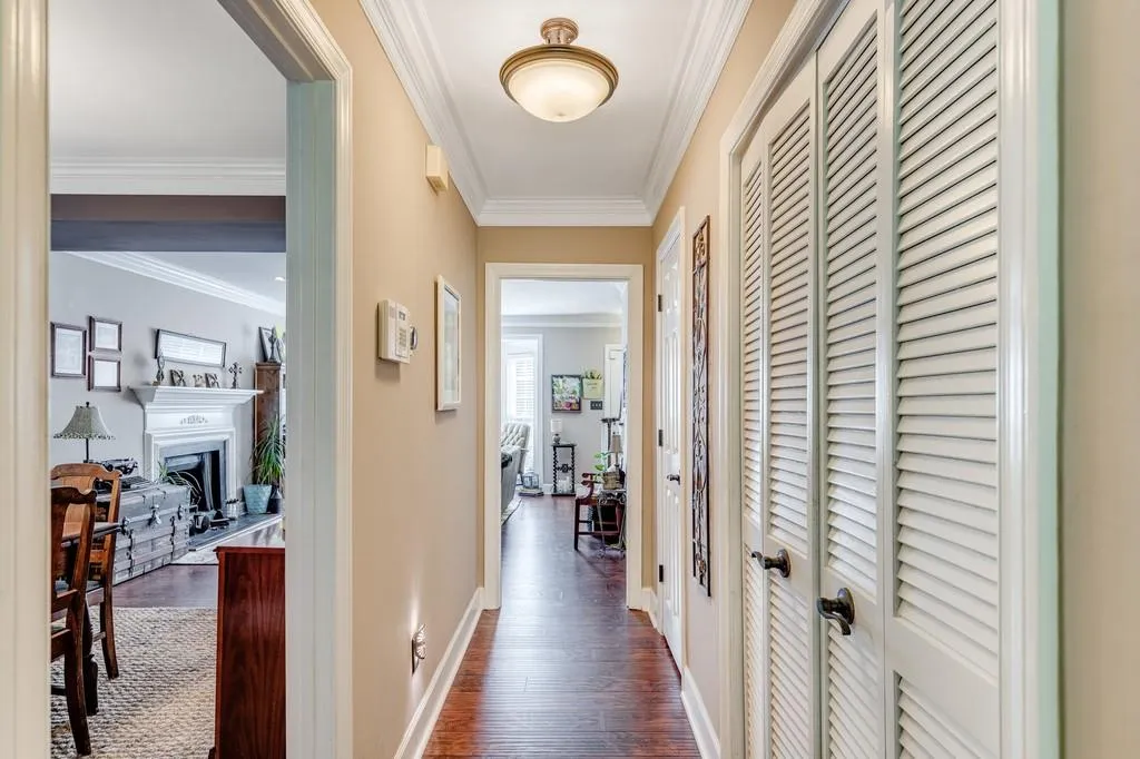 54 Mount Vernon Circle, Atlanta, Georgia 30338, 2 Bedrooms Bedrooms, ,2 BathroomsBathrooms,Residential,Sold,54 Mount Vernon Circle,6600016