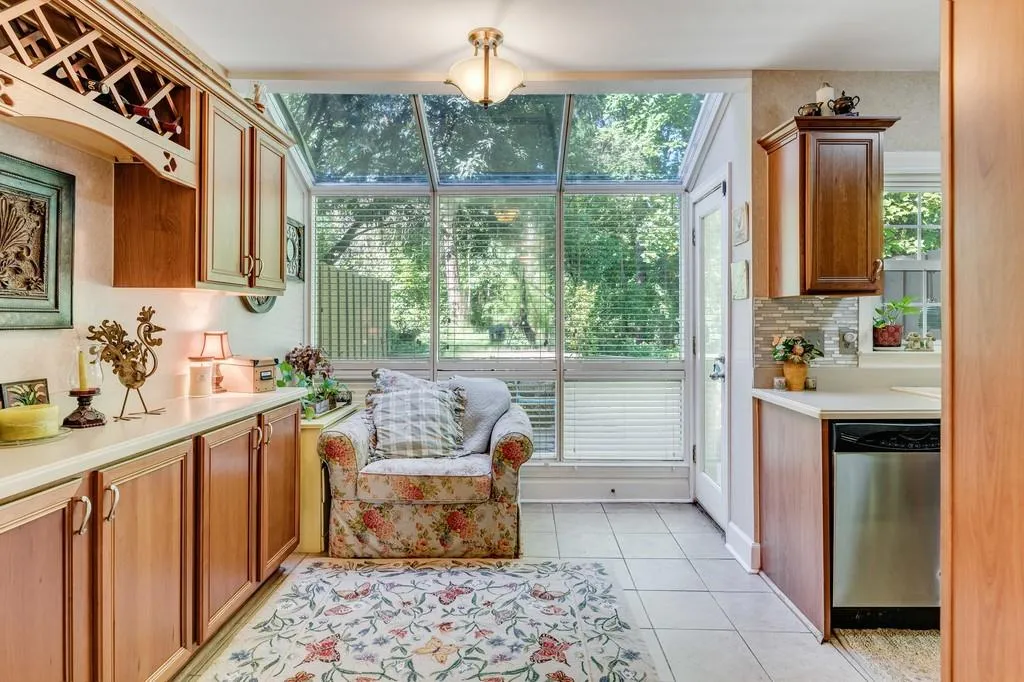 54 Mount Vernon Circle, Atlanta, Georgia 30338, 2 Bedrooms Bedrooms, ,2 BathroomsBathrooms,Residential,Sold,54 Mount Vernon Circle,6600016