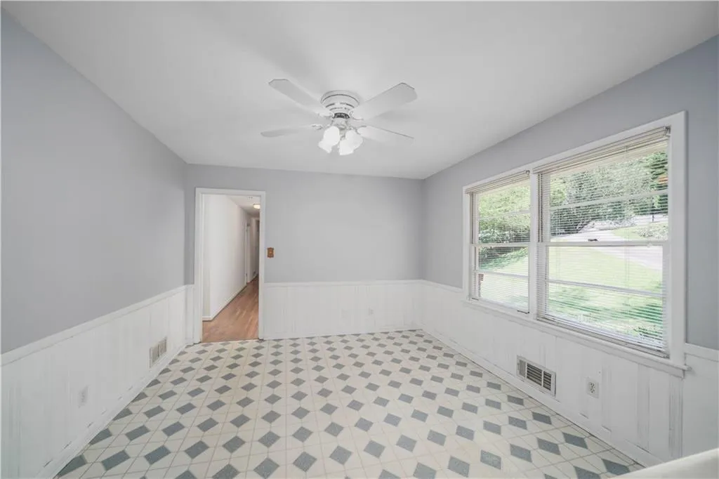 6835 Sunny Brook Lane, Sandy Springs, Georgia 30328, 5 Bedrooms Bedrooms, ,2 BathroomsBathrooms,Residential,Sold,6835 Sunny Brook Lane,7255849