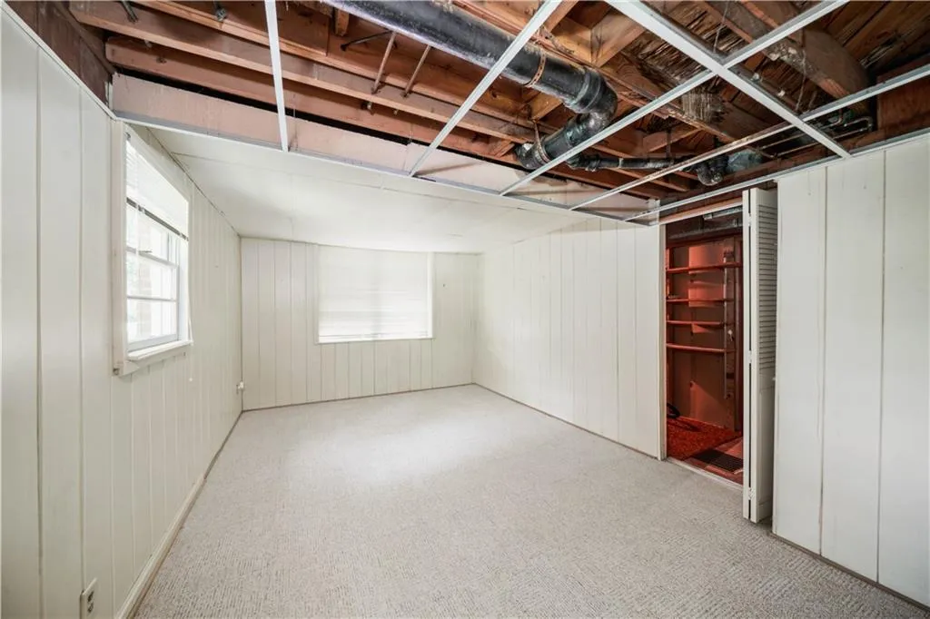 6835 Sunny Brook Lane, Sandy Springs, Georgia 30328, 5 Bedrooms Bedrooms, ,2 BathroomsBathrooms,Residential,Sold,6835 Sunny Brook Lane,7255849