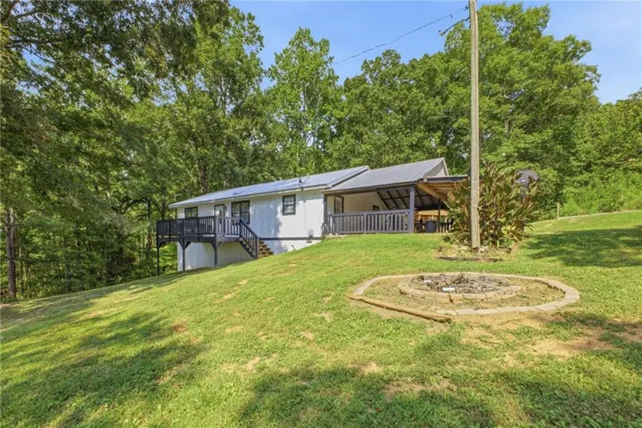 379 Bozeman Road Nw, White, Georgia 30184