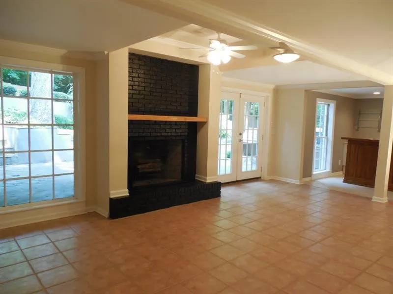 8885 Huntcliff Lake Court, Sandy Springs, Georgia 30350, 4 Bedrooms Bedrooms, ,4 BathroomsBathrooms,Residential,Sold,8885 Huntcliff Lake Court,6028404