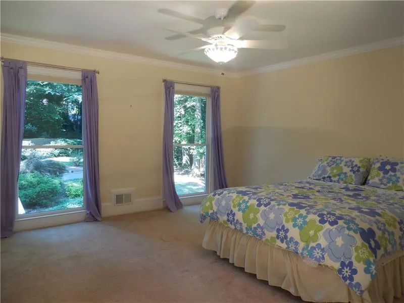8885 Huntcliff Lake Court, Sandy Springs, Georgia 30350, 4 Bedrooms Bedrooms, ,4 BathroomsBathrooms,Residential,Sold,8885 Huntcliff Lake Court,6028404