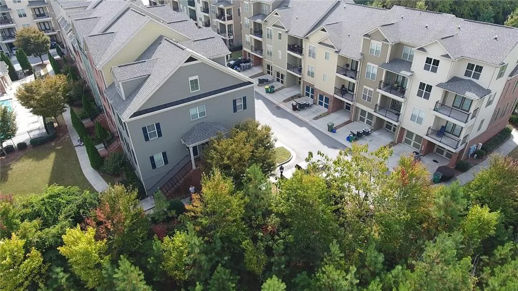 6473 Chariot Street Ne Unit 28, Atlanta, Georgia 30328, 2 Bedrooms Bedrooms, ,2 BathroomsBathrooms,Residential,Sold,6473 Chariot Street Ne Unit 28,5791920