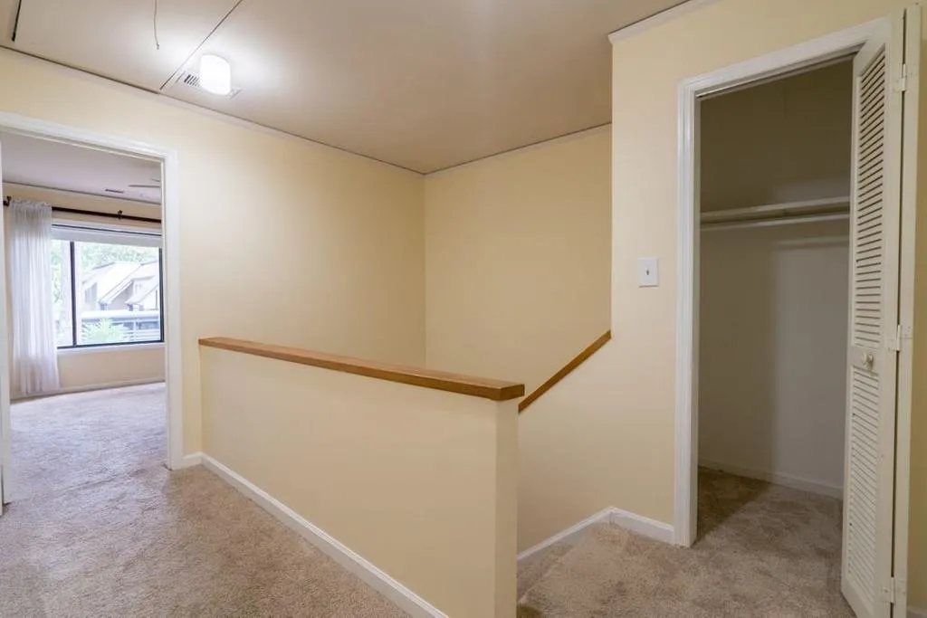 40 Forrest Place, Atlanta, Georgia 30328, 3 Bedrooms Bedrooms, ,2 BathroomsBathrooms,Residential,Sold,40 Forrest Place,6770541