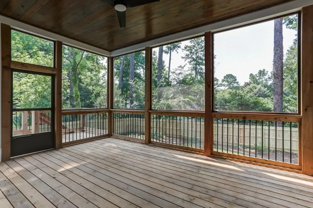 463 Brookfield Drive Ne, Sandy Springs, Georgia 30342, 5 Bedrooms Bedrooms, ,5 BathroomsBathrooms,Residential,Sold,463 Brookfield Drive Ne,6042396