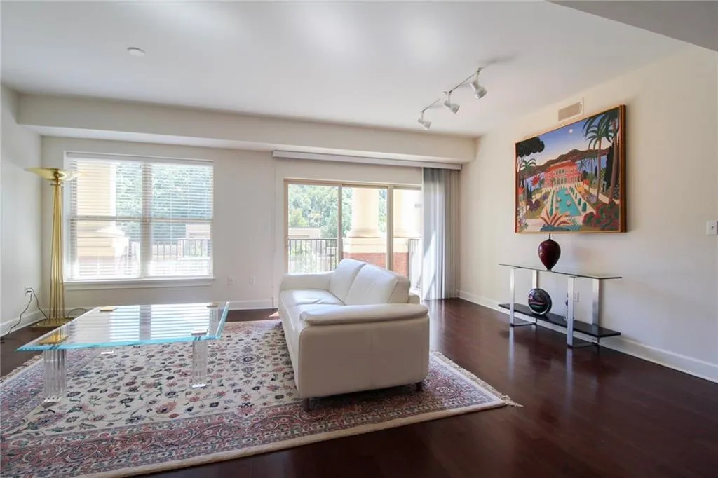 200 River Vista Drive Unit 519, Atlanta, Georgia 30339, 2 Bedrooms Bedrooms, ,2 BathroomsBathrooms,Residential,Sold,200 River Vista Drive Unit 519,5915048