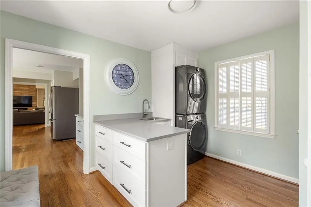 1095 Churchill Downs Road Ne, Atlanta, Georgia 30319, 4 Bedrooms Bedrooms, ,2 BathroomsBathrooms,Residential,Sold,1095 Churchill Downs Road Ne,7711096