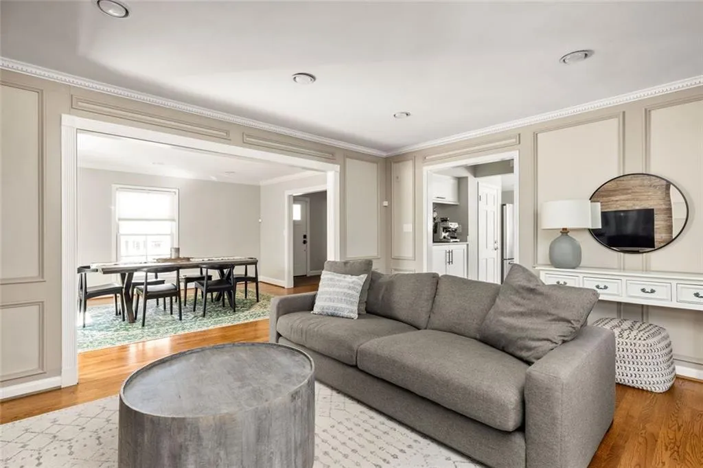 1095 Churchill Downs Road Ne, Atlanta, Georgia 30319, 4 Bedrooms Bedrooms, ,2 BathroomsBathrooms,Residential,Sold,1095 Churchill Downs Road Ne,7711096