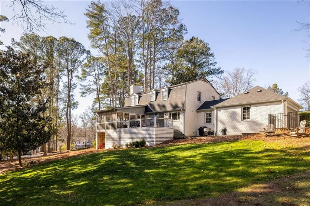 1095 Churchill Downs Road Ne, Atlanta, Georgia 30319, 4 Bedrooms Bedrooms, ,2 BathroomsBathrooms,Residential,Sold,1095 Churchill Downs Road Ne,7711096