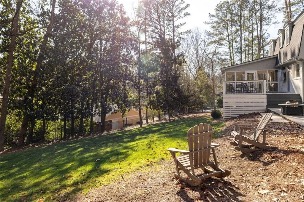 1095 Churchill Downs Road Ne, Atlanta, Georgia 30319, 4 Bedrooms Bedrooms, ,2 BathroomsBathrooms,Residential,Sold,1095 Churchill Downs Road Ne,7711096