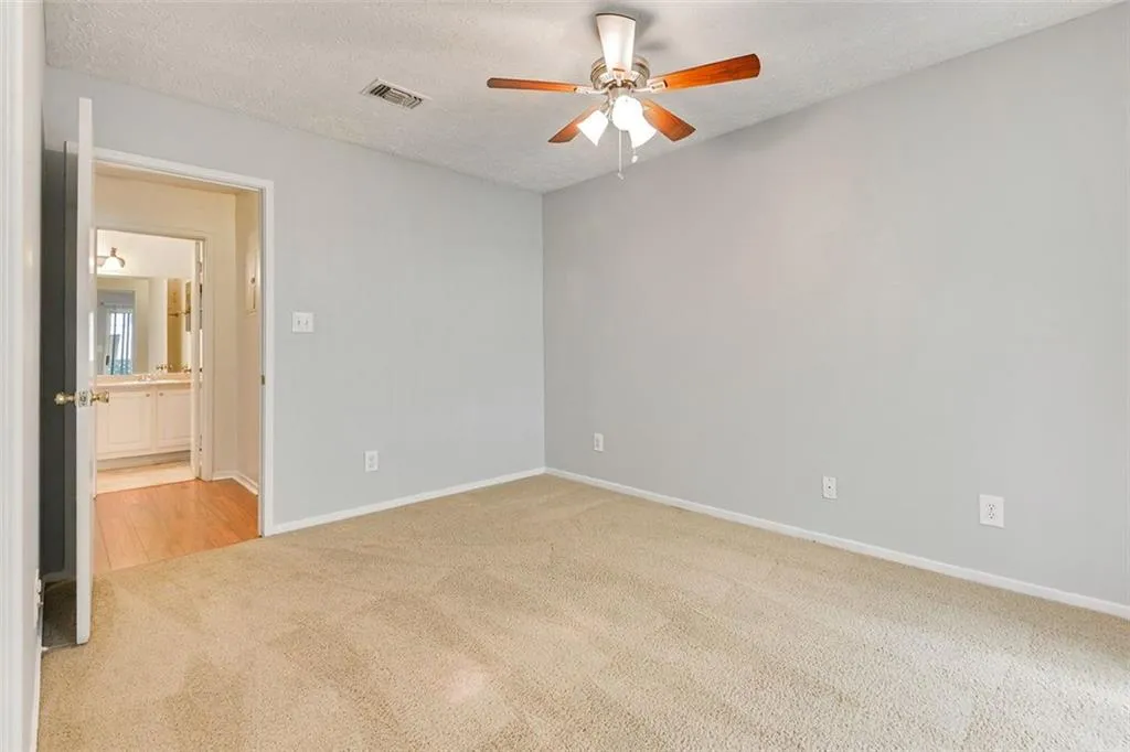 6816 Glenridge Drive Unit H, Atlanta, Georgia 30328, 2 Bedrooms Bedrooms, ,1 BathroomBathrooms,Residential,For Sale,6816 Glenridge Drive Unit H,7631128