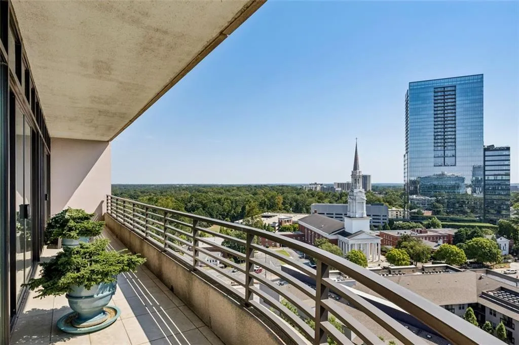 750 Park Avenue Ne Unit 16s, Atlanta, Georgia 30326, 2 Bedrooms Bedrooms, ,2 BathroomsBathrooms,Residential,For Sale,750 Park Avenue Ne Unit 16s,7650958