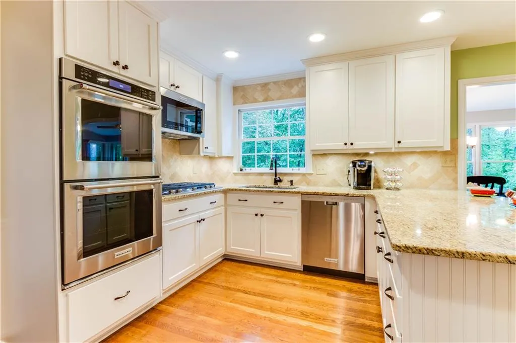 1605 Northridge Road, Sandy Springs, Georgia 30350, 4 Bedrooms Bedrooms, ,2 BathroomsBathrooms,Residential,Sold,1605 Northridge Road,5844764