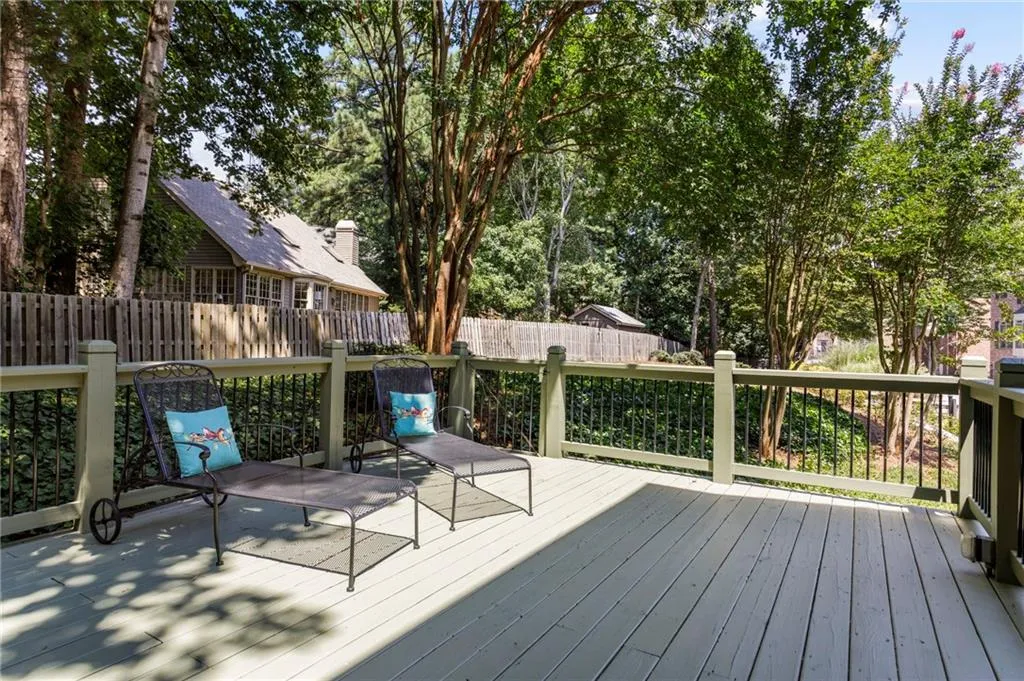 7268 Village Creek Trace, Atlanta, Georgia 30328, 4 Bedrooms Bedrooms, ,3 BathroomsBathrooms,Residential,Sold,7268 Village Creek Trace,6762926