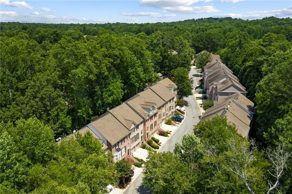 7268 Village Creek Trace, Atlanta, Georgia 30328, 4 Bedrooms Bedrooms, ,3 BathroomsBathrooms,Residential,Sold,7268 Village Creek Trace,6762926