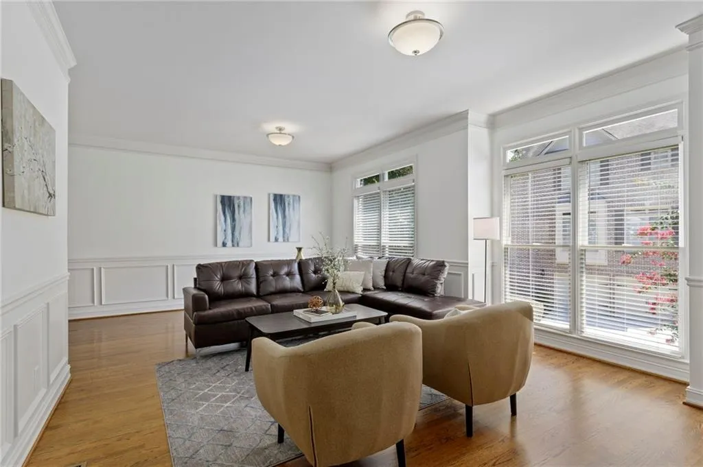 7268 Village Creek Trace, Atlanta, Georgia 30328, 4 Bedrooms Bedrooms, ,3 BathroomsBathrooms,Residential,Sold,7268 Village Creek Trace,6762926