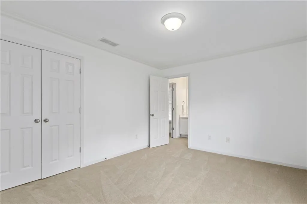 7268 Village Creek Trace, Atlanta, Georgia 30328, 4 Bedrooms Bedrooms, ,3 BathroomsBathrooms,Residential,Sold,7268 Village Creek Trace,6762926