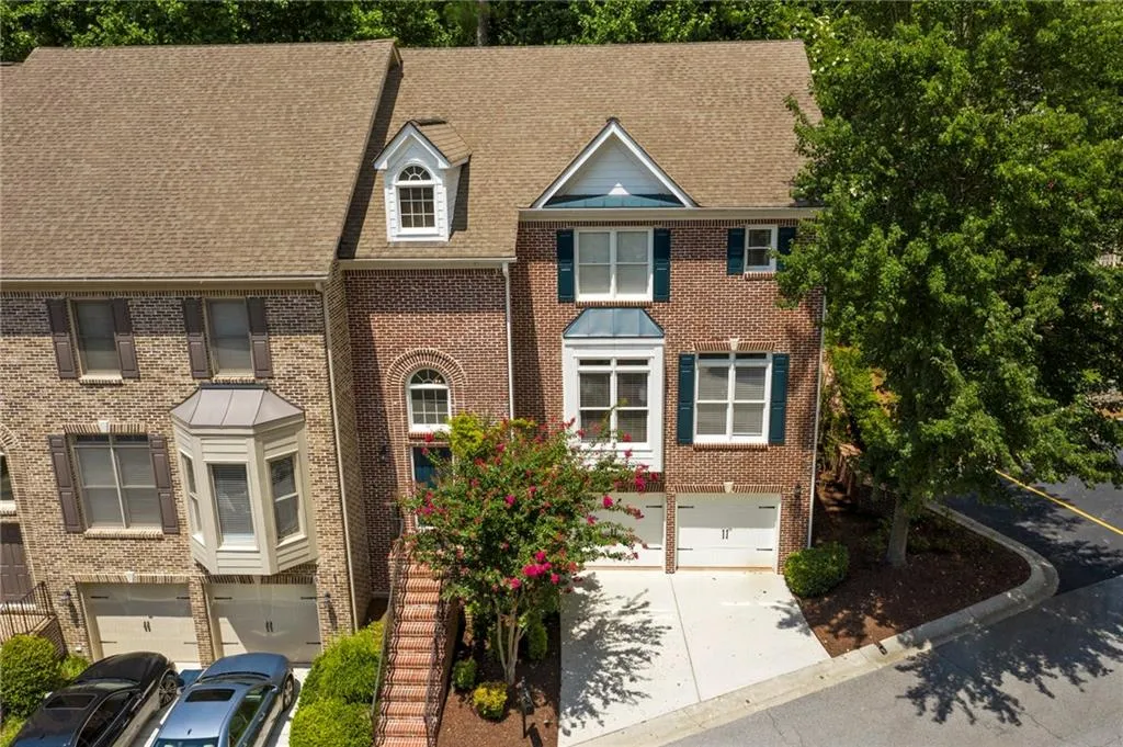 7268 Village Creek Trace, Atlanta, Georgia 30328, 4 Bedrooms Bedrooms, ,3 BathroomsBathrooms,Residential,Sold,7268 Village Creek Trace,6762926