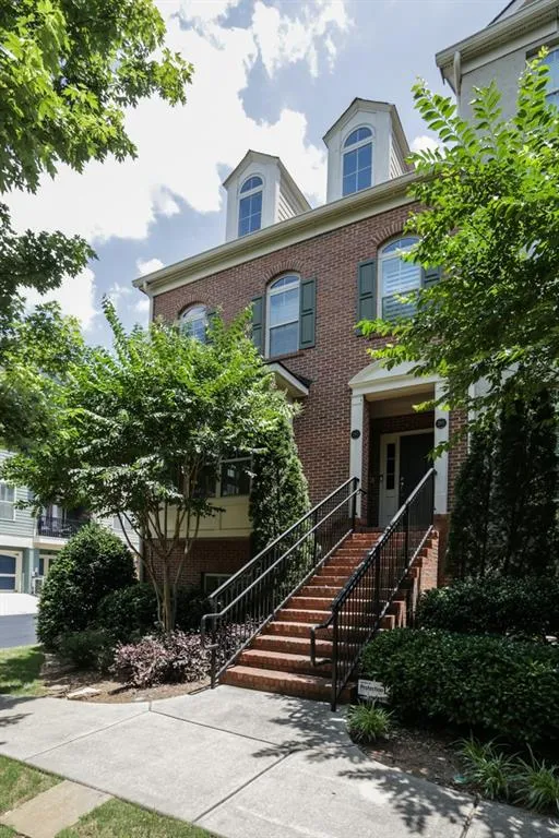 283 Le Gran Bend, Sandy Springs, Georgia 30328, 2 Bedrooms Bedrooms, ,2 BathroomsBathrooms,Residential,Sold,283 Le Gran Bend,6559655