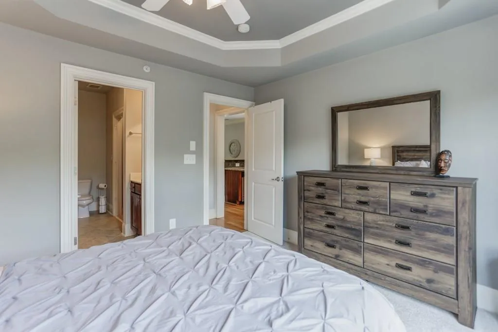 283 Le Gran Bend, Sandy Springs, Georgia 30328, 2 Bedrooms Bedrooms, ,2 BathroomsBathrooms,Residential,Sold,283 Le Gran Bend,6559655