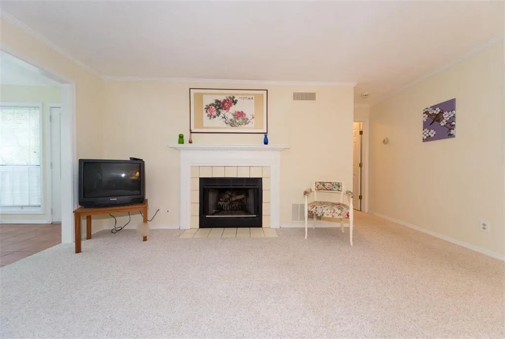 1004 Gettysburg Place, Sandy Springs, Georgia 30350, 2 Bedrooms Bedrooms, ,2 BathroomsBathrooms,Residential,Sold,1004 Gettysburg Place,5765321