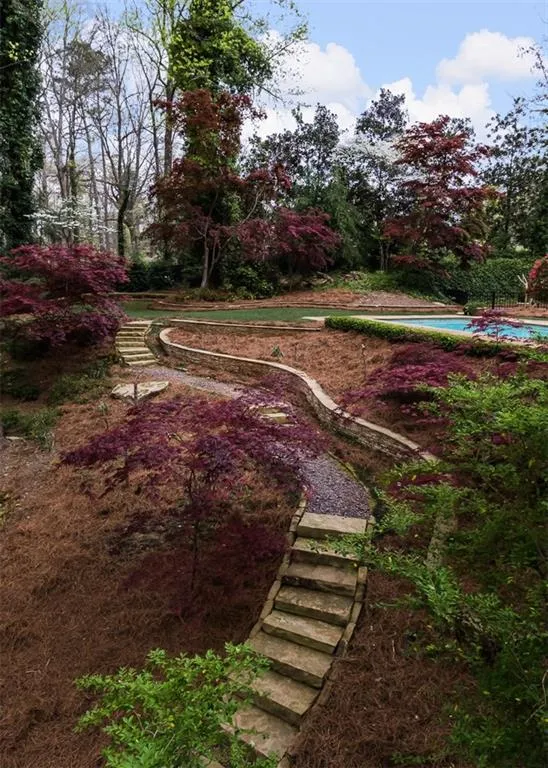4890 Northside Drive, Atlanta, Georgia 30327, 3 Bedrooms Bedrooms, ,3 BathroomsBathrooms,Residential,Sold,4890 Northside Drive,5992511
