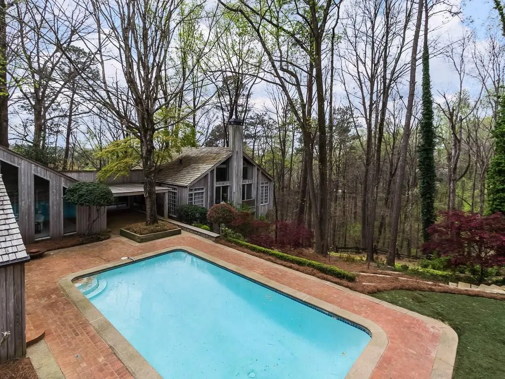 4890 Northside Drive, Atlanta, Georgia 30327, 3 Bedrooms Bedrooms, ,3 BathroomsBathrooms,Residential,Sold,4890 Northside Drive,5992511
