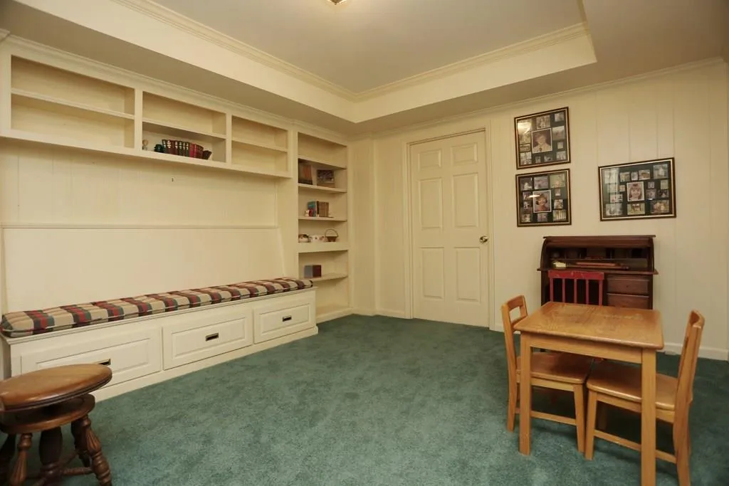 5995 River Chase Circle, Sandy Springs, Georgia 30328, 5 Bedrooms Bedrooms, ,4 BathroomsBathrooms,Residential,Sold,5995 River Chase Circle,5793343