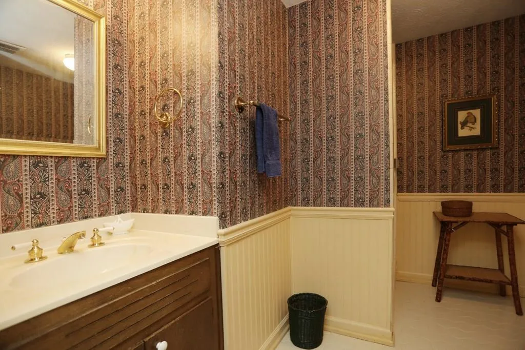 5995 River Chase Circle, Sandy Springs, Georgia 30328, 5 Bedrooms Bedrooms, ,4 BathroomsBathrooms,Residential,Sold,5995 River Chase Circle,5793343