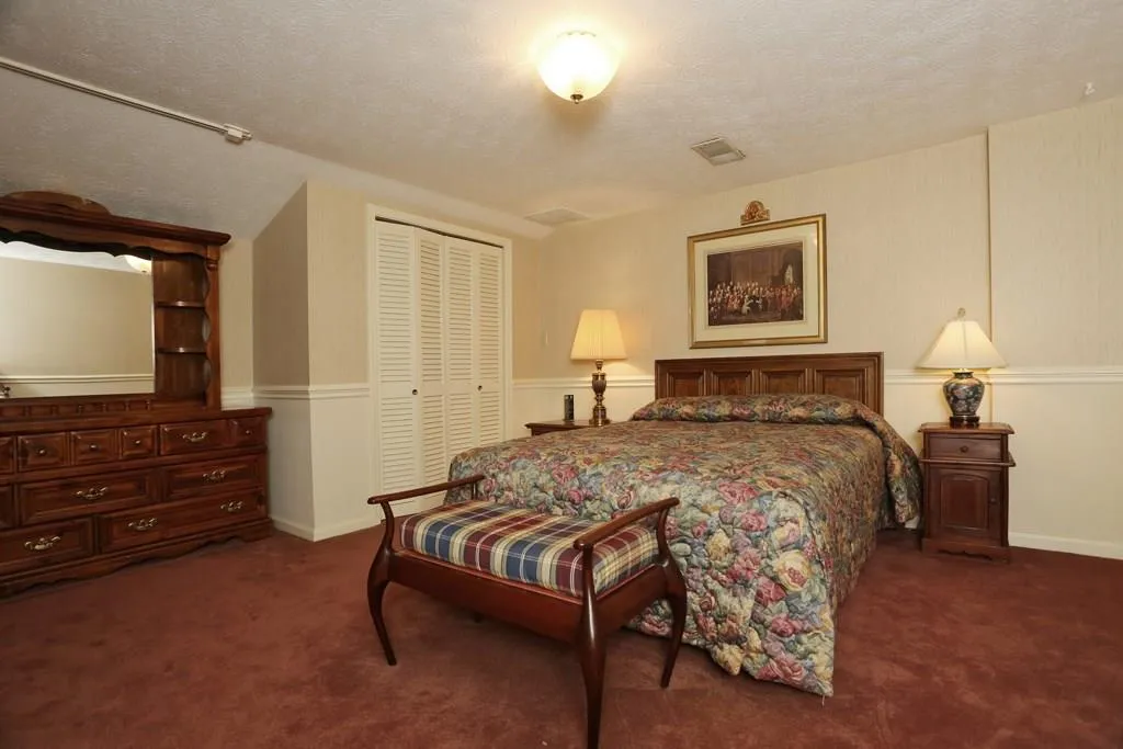 5995 River Chase Circle, Sandy Springs, Georgia 30328, 5 Bedrooms Bedrooms, ,4 BathroomsBathrooms,Residential,Sold,5995 River Chase Circle,5793343