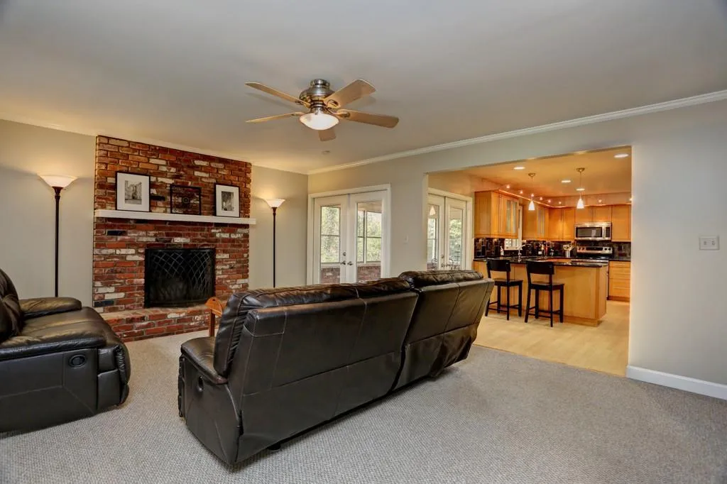 4770 Huntley Drive, Atlanta, Georgia 30342, 4 Bedrooms Bedrooms, ,3 BathroomsBathrooms,Residential,Sold,4770 Huntley Drive,5818442
