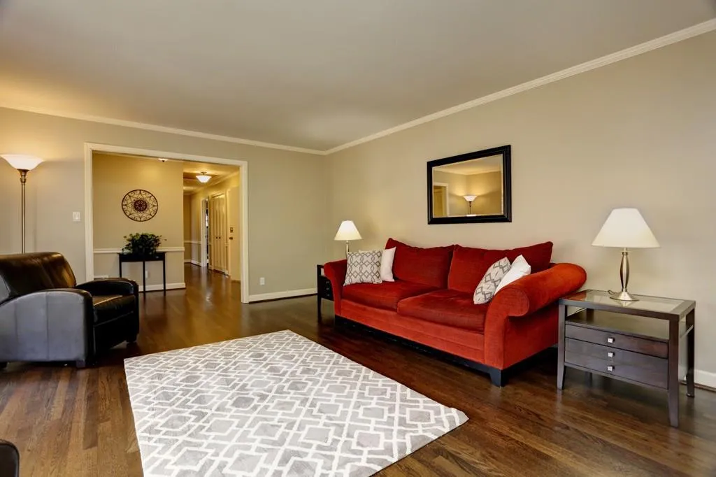 4770 Huntley Drive, Atlanta, Georgia 30342, 4 Bedrooms Bedrooms, ,3 BathroomsBathrooms,Residential,Sold,4770 Huntley Drive,5818442