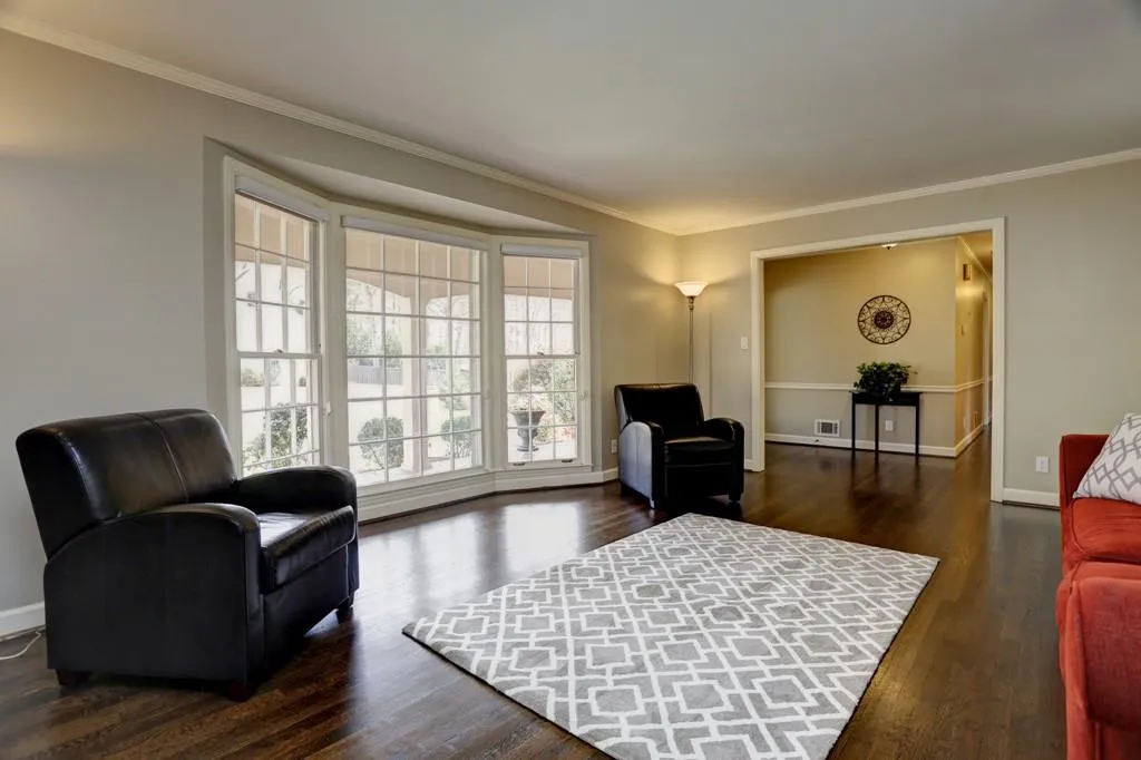 4770 Huntley Drive, Atlanta, Georgia 30342, 4 Bedrooms Bedrooms, ,3 BathroomsBathrooms,Residential,Sold,4770 Huntley Drive,5818442