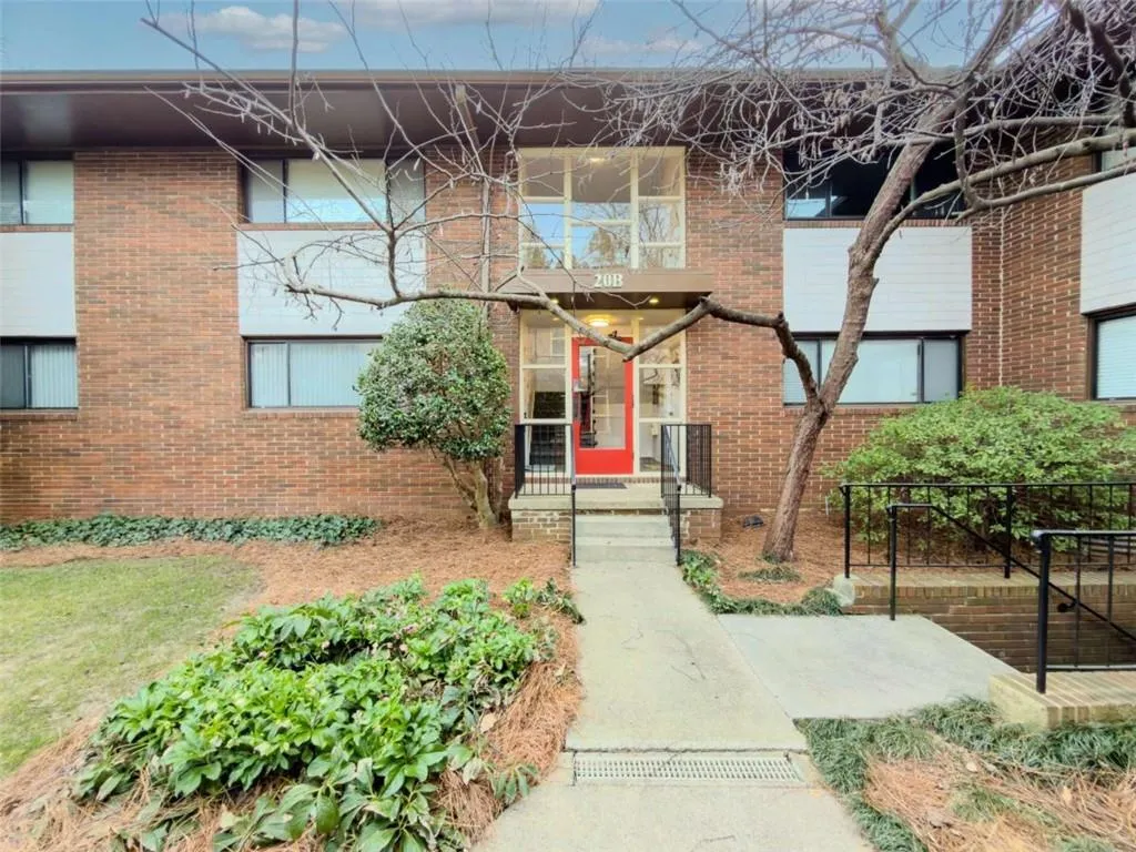 20 Nw 26th Street Nw Unit B-1, Atlanta, Georgia 30309, 1 Bedroom Bedrooms, 0 ,1 BathroomBathrooms,Residential,For Sale,20 Nw 26th Street Nw Unit B-1,7721613