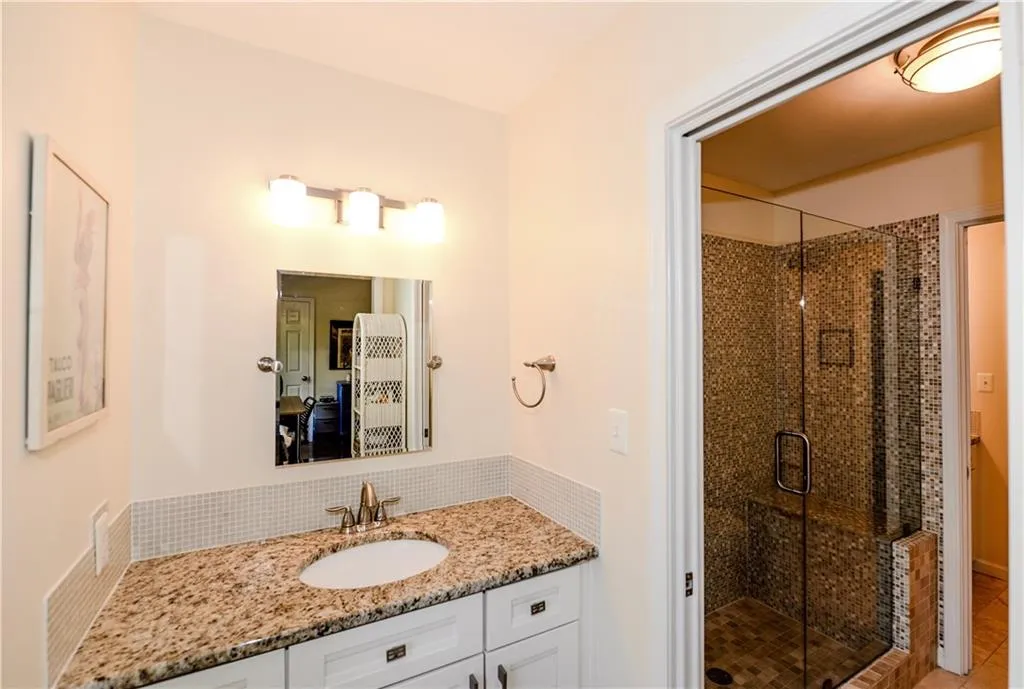 360 Fountain Oaks Lane, Atlanta, Georgia 30342, 3 Bedrooms Bedrooms, ,2 BathroomsBathrooms,Residential,Sold,360 Fountain Oaks Lane,5918587