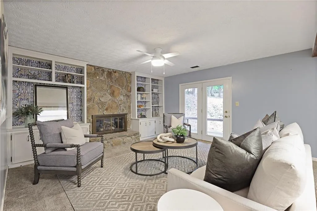 2792 Lansdowne Lane Se, Atlanta, Georgia 30339, 4 Bedrooms Bedrooms, ,3 BathroomsBathrooms,Residential,For Sale,2792 Lansdowne Lane Se,7642604