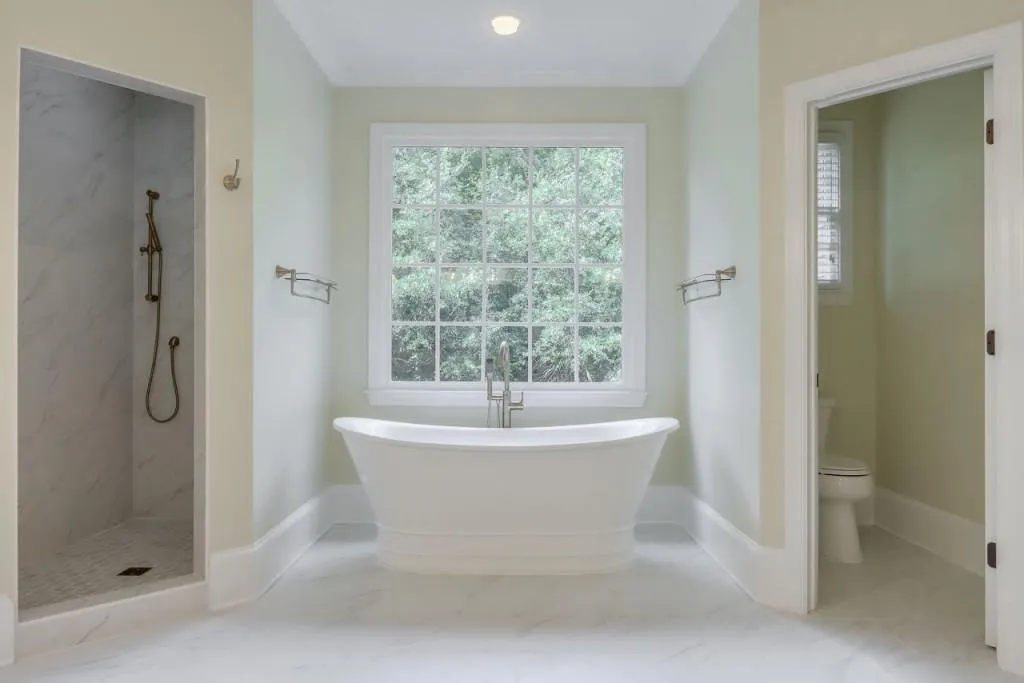 1635 Misty Oaks Drive, Sandy Springs, Georgia 30350, 6 Bedrooms Bedrooms, ,6 BathroomsBathrooms,Residential,Sold,1635 Misty Oaks Drive,6900674