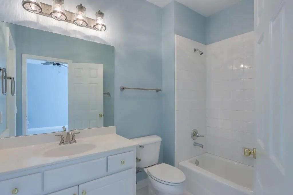 1635 Misty Oaks Drive, Sandy Springs, Georgia 30350, 6 Bedrooms Bedrooms, ,6 BathroomsBathrooms,Residential,Sold,1635 Misty Oaks Drive,6900674