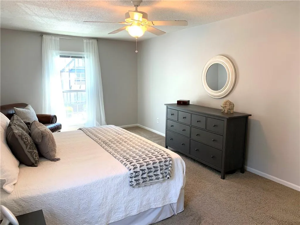 6851 Roswell Road Unit J7, Atlanta, Georgia 30328, 2 Bedrooms Bedrooms, ,2 BathroomsBathrooms,Residential,Sold,6851 Roswell Road Unit J7,6880509