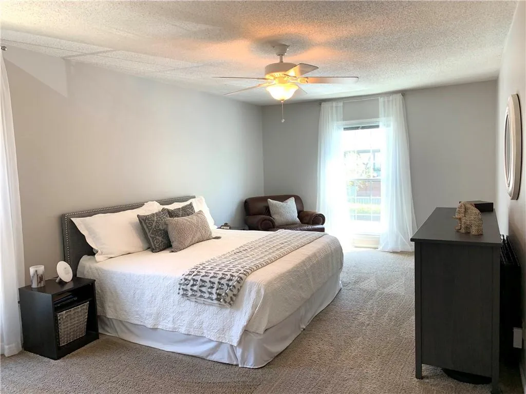 6851 Roswell Road Unit J7, Atlanta, Georgia 30328, 2 Bedrooms Bedrooms, ,2 BathroomsBathrooms,Residential,Sold,6851 Roswell Road Unit J7,6880509