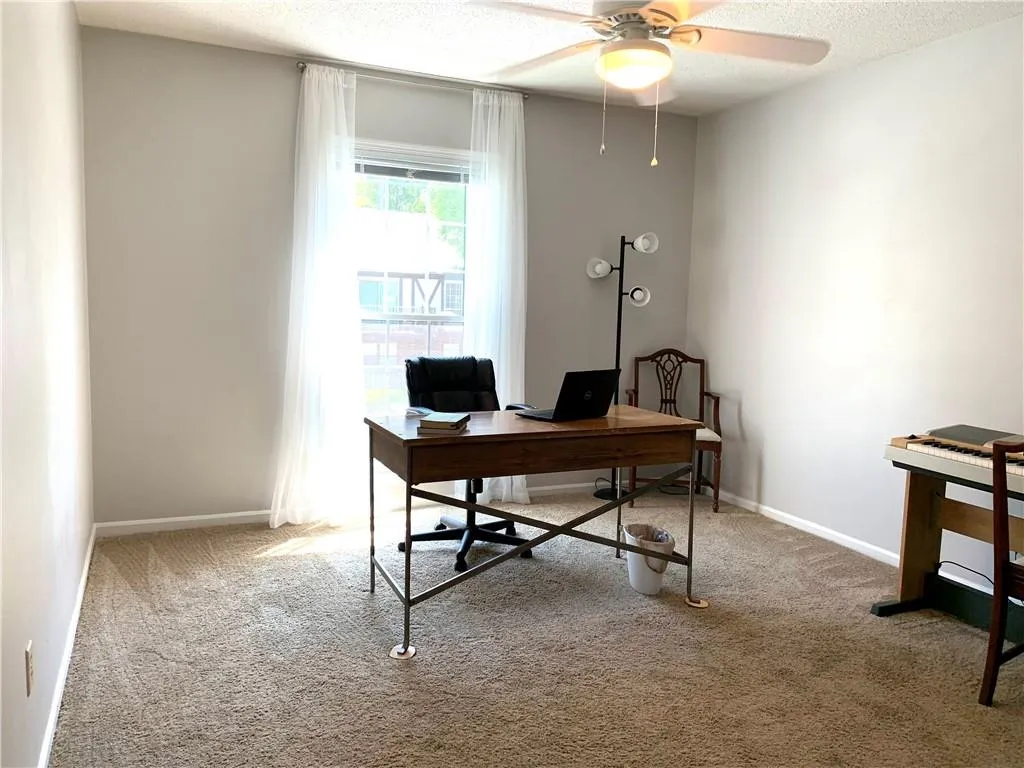 6851 Roswell Road Unit J7, Atlanta, Georgia 30328, 2 Bedrooms Bedrooms, ,2 BathroomsBathrooms,Residential,Sold,6851 Roswell Road Unit J7,6880509