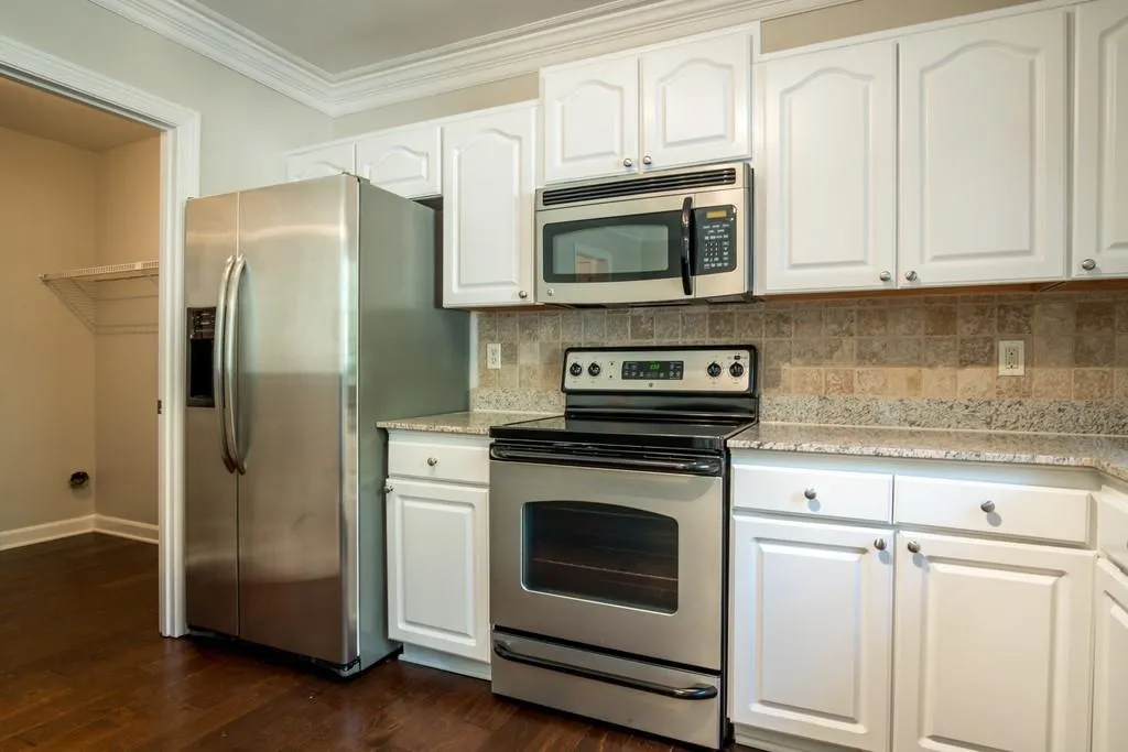 50 Mount Vernon Circle Unit 50, Atlanta, Georgia 30338, 2 Bedrooms Bedrooms, ,2 BathroomsBathrooms,Residential,Sold,50 Mount Vernon Circle Unit 50,6618842